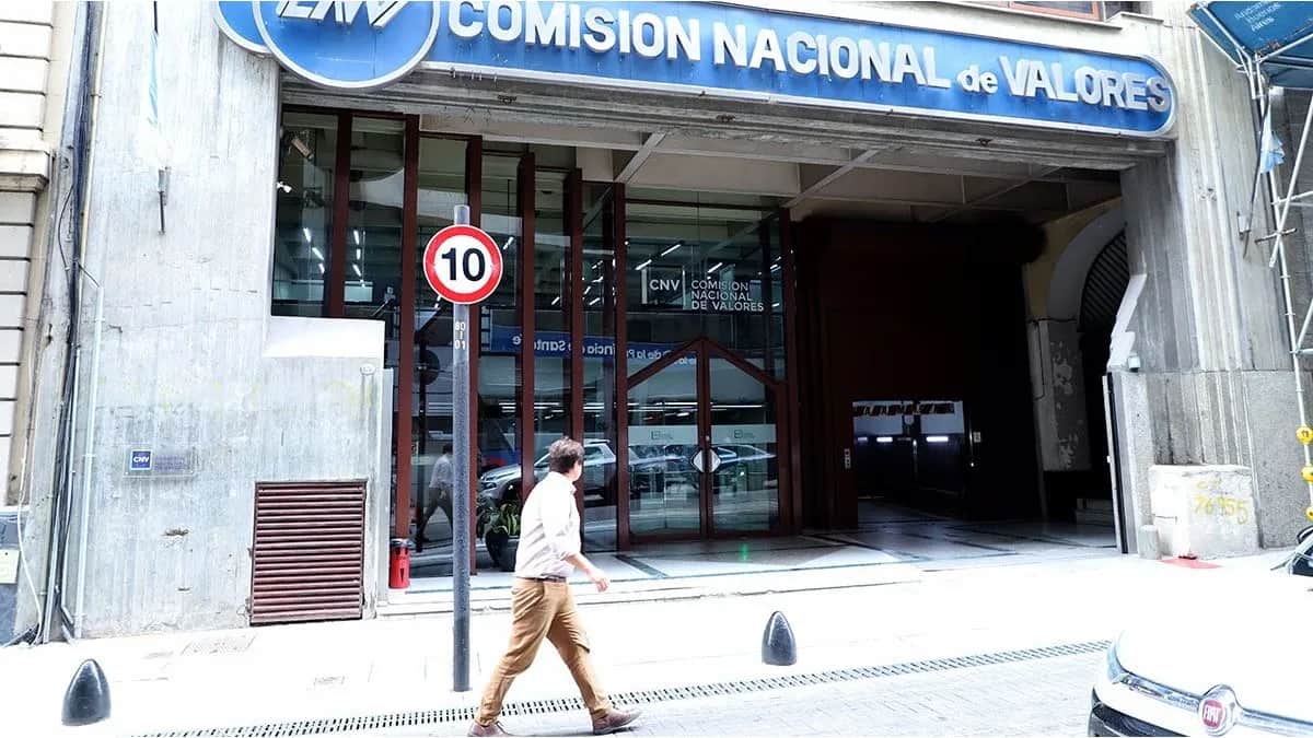 La CNV modificó las normas para las agencias de calificación de riesgo