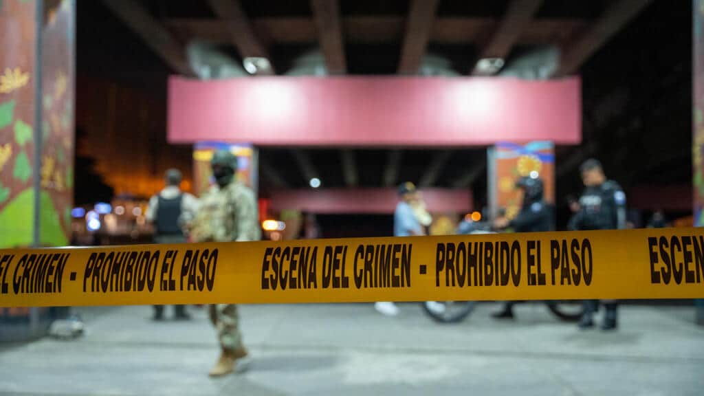 “Afuera somos prisioneros”: la violencia de los grupos criminales expulsa a miles de sus hogares en Ecuador