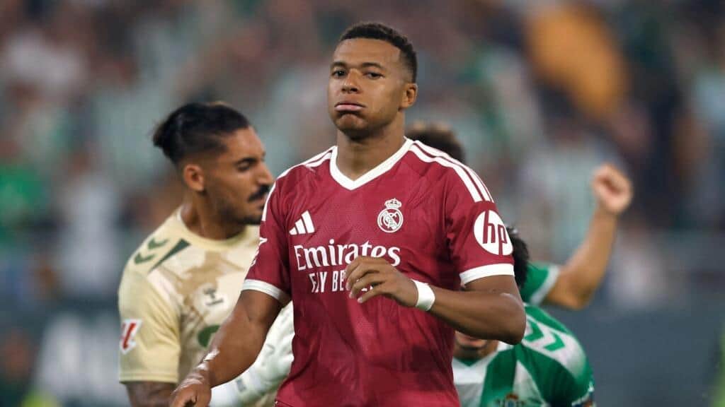 Jornada adversa para los gigantes de Europa: Real Madrid y PSG sufren sus primeras derrotas en liga