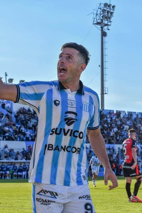 El grito que enciende la ilusión de Racing: triunfo clave en Nueva Italia