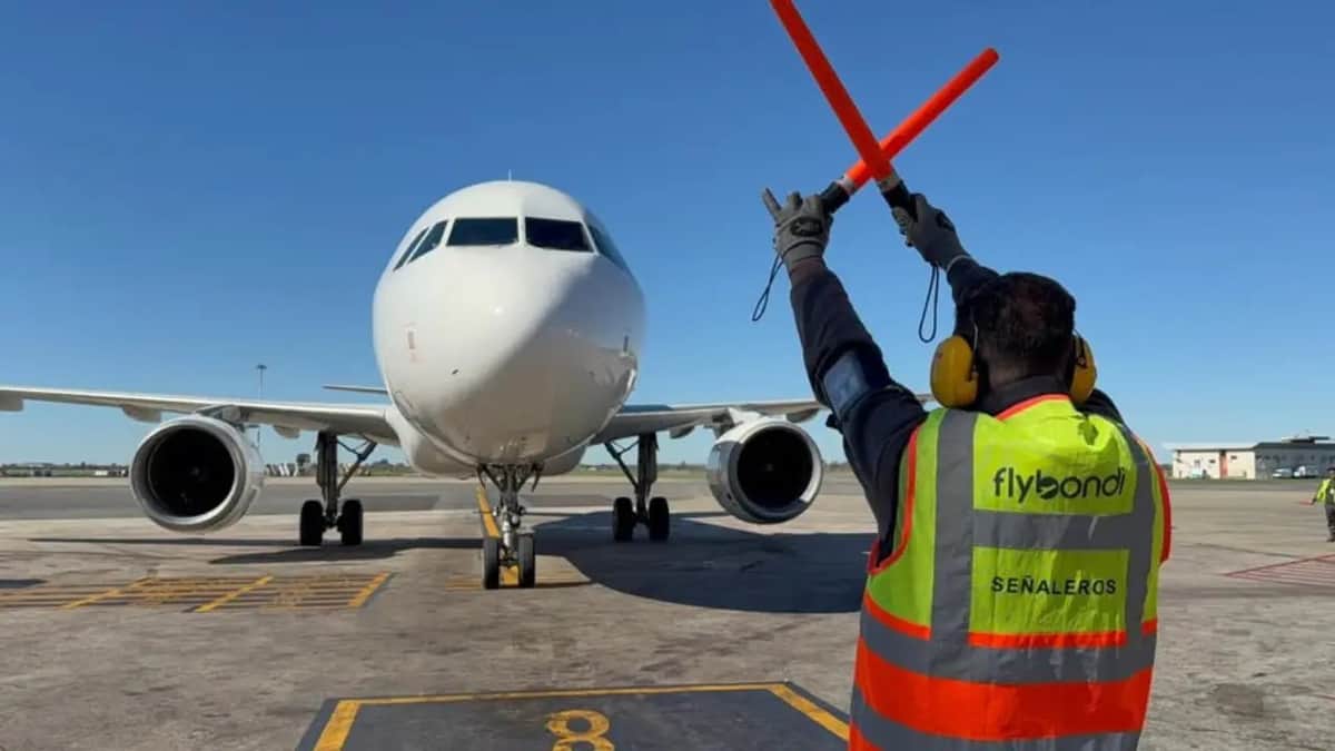 Se agrava la crisis en Flybondi: denuncian despidos masivos y falta de pago de salarios