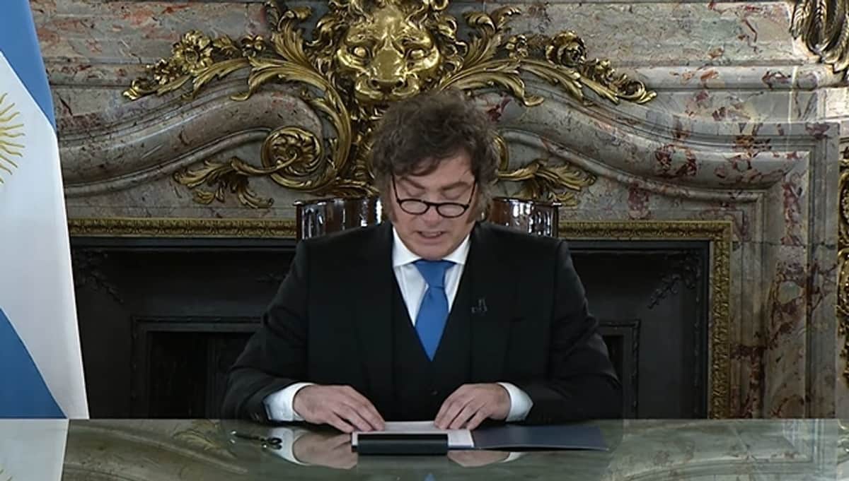 Encuesta revela auge del nacionalismo argentino y Milei fuera del fenómeno