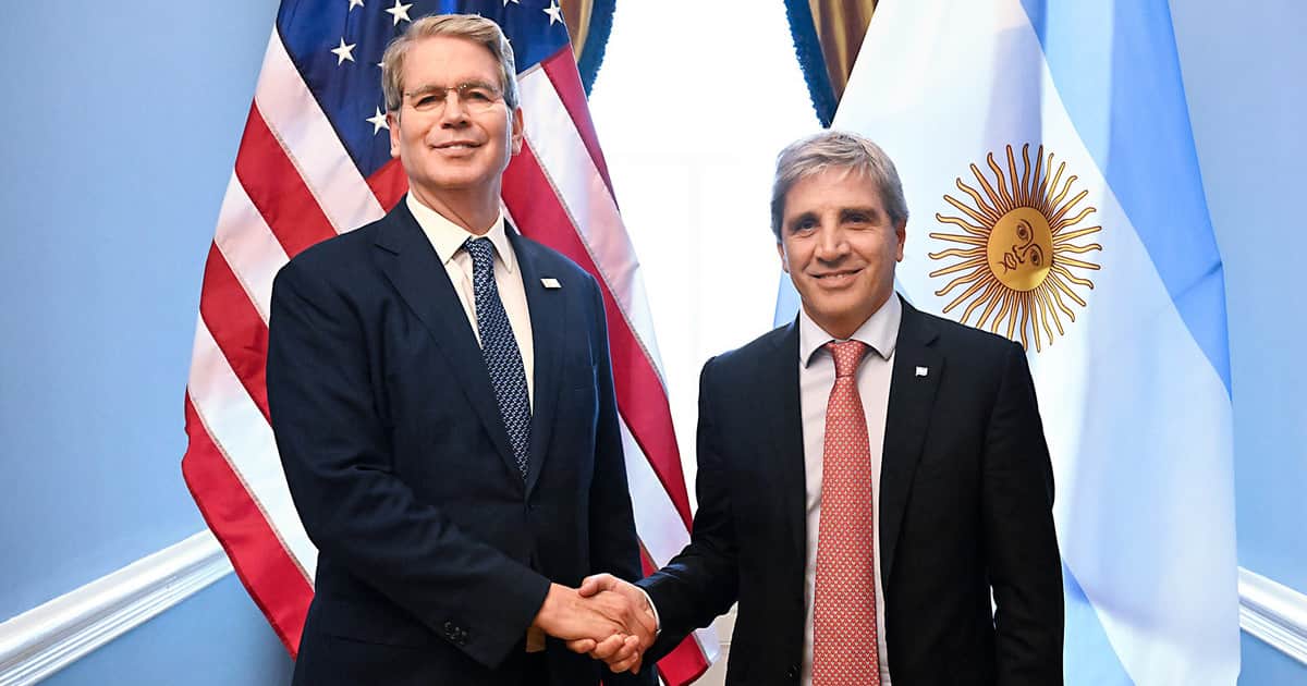 Después de casi un año y tras la ayuda recibida, Caputo se reunirá con Bessent en un encuentro del G20 en Estados Unidos