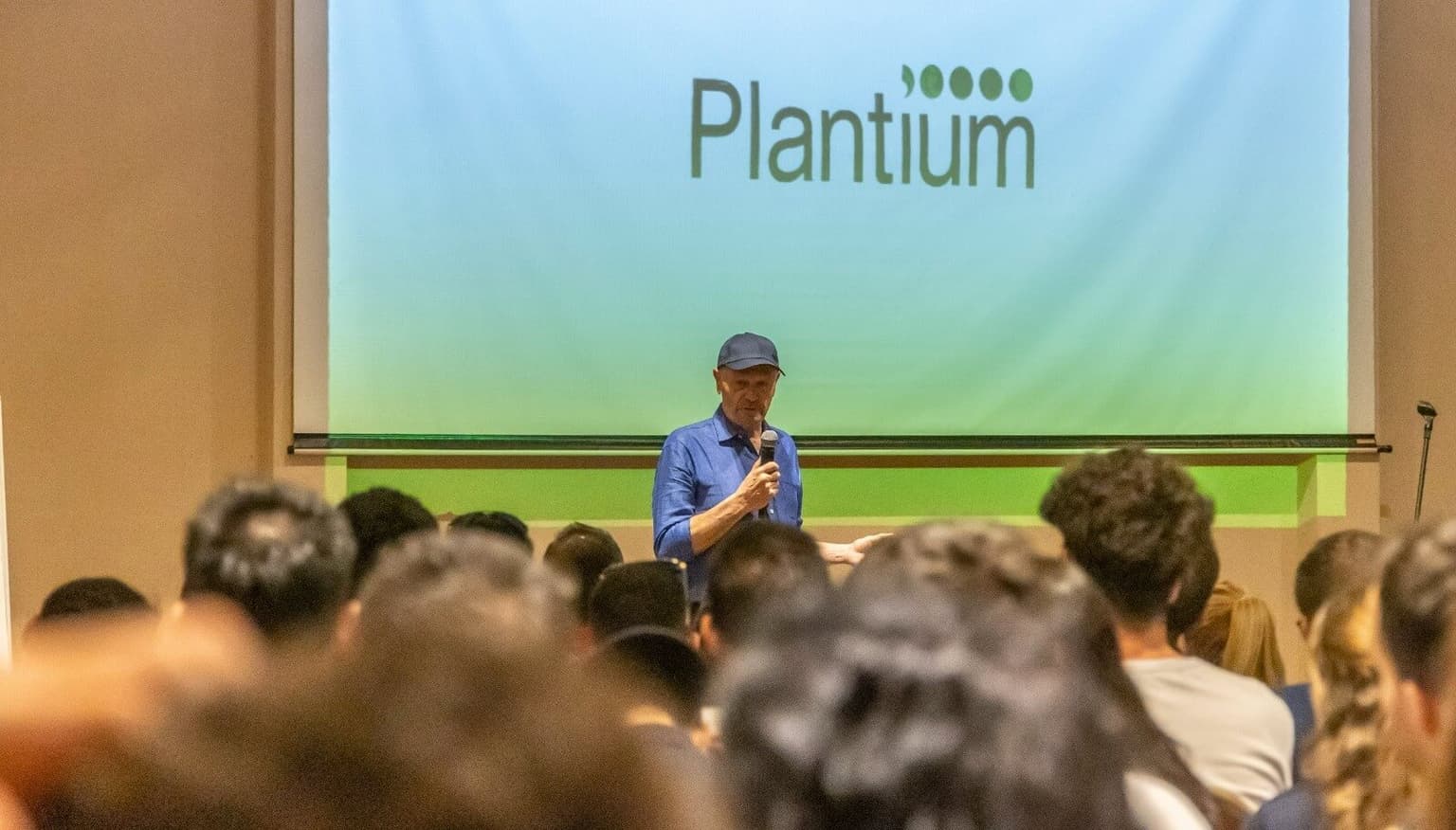 Plantium no cierra, pero sí recurre a un fuerte achique: “Somos una pyme y no te ayuda nadie”