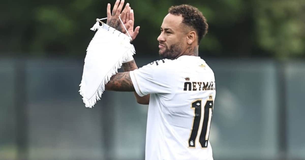 Gripe y alerta: Neymar se perdió un entrenamiento a horas del clásico contra Corinthians
