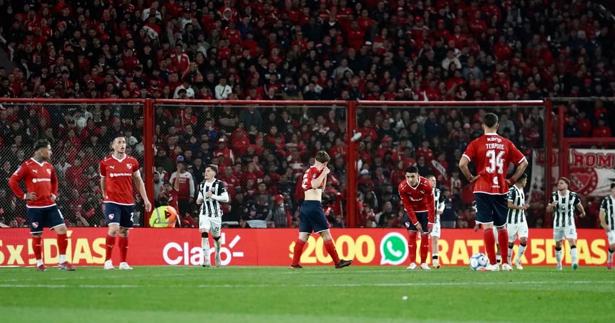 El clima caliente de Independiente en la goleada de Gimnasia de Mendoza: "La Comisión, la Comisión..." y "jugadores..."