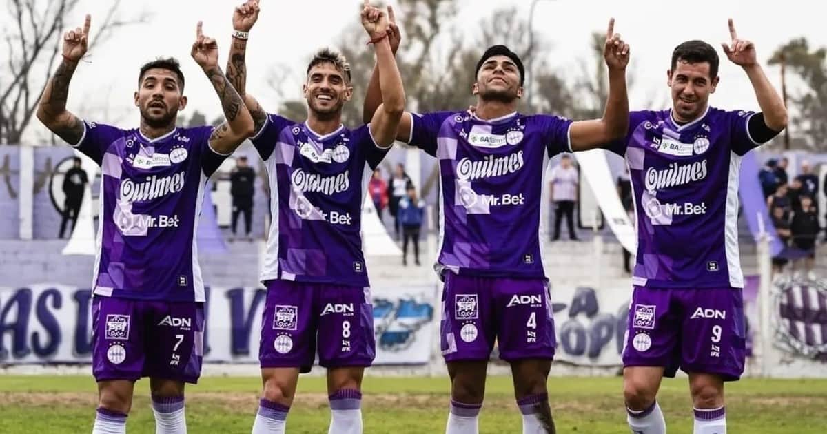 Sacachispas sufrió pero le ganó a J.J. Urquiza y se mantiene en lo alto de la tabla