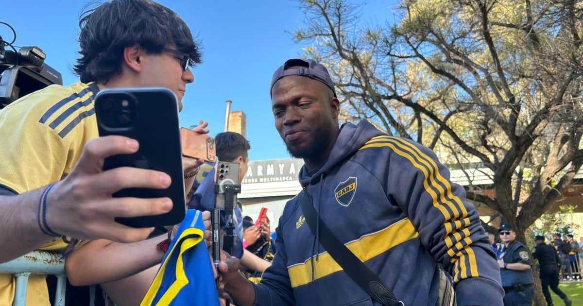 Olé de viaje: cómo es un día completo adentro de la vida de Boca