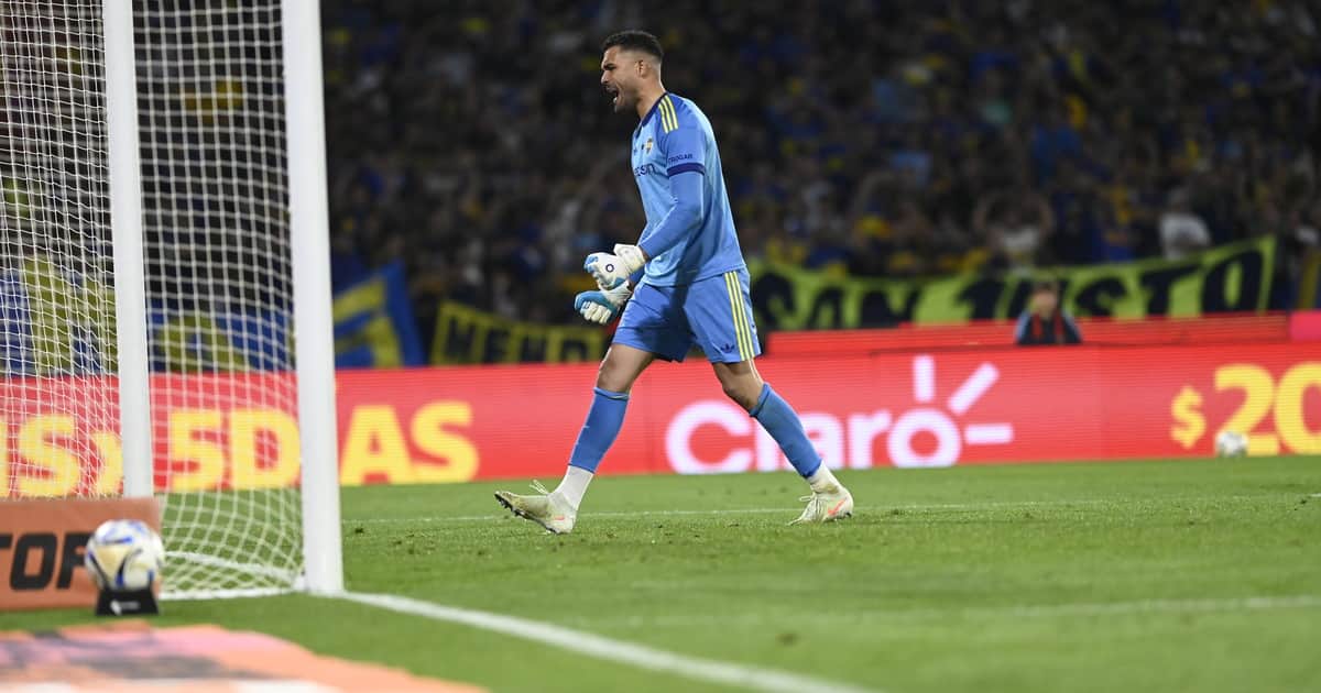 Por qué el penal decisivo que atajó Montero y reclamó Vélez no debió patearse de nuevo