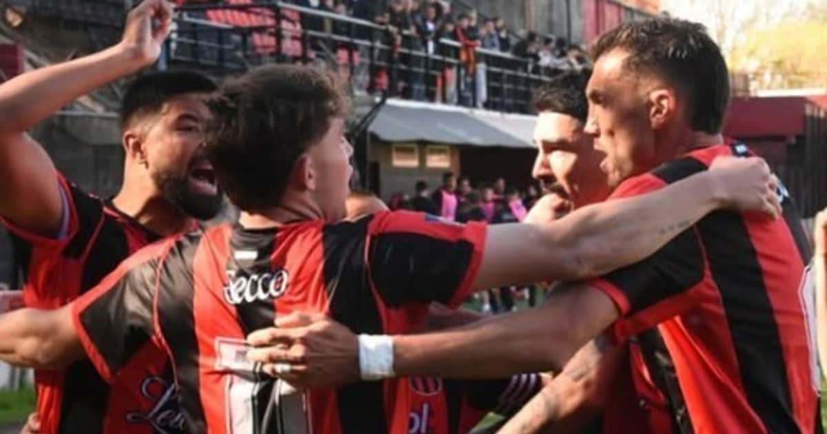 Defensores de Belgrano goleó a Racing de Córdoba y tomó aire en la pelea por la permanencia