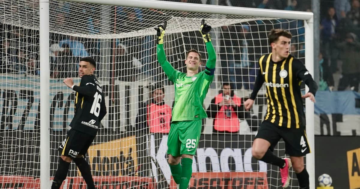 El milimétrico penal que le cobraron a Atlético Tucumán y terminó siendo atajado por Cambeses